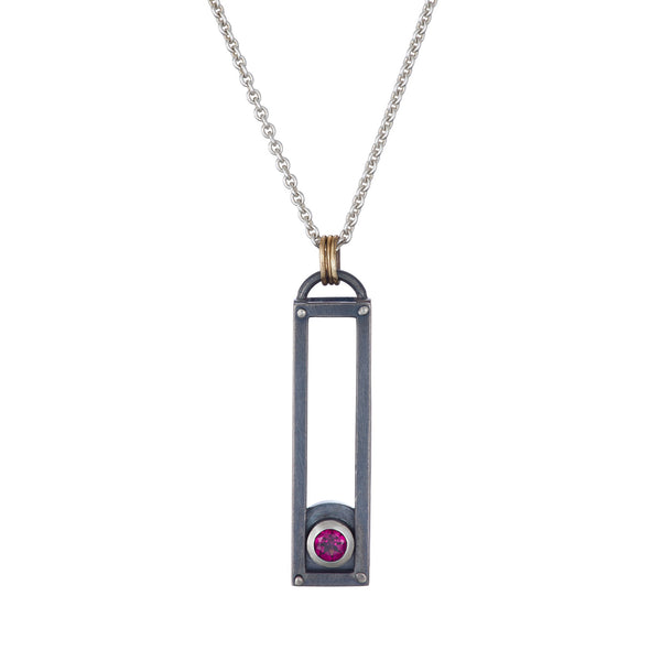 ShipShape Kinetic Necklace Garnet